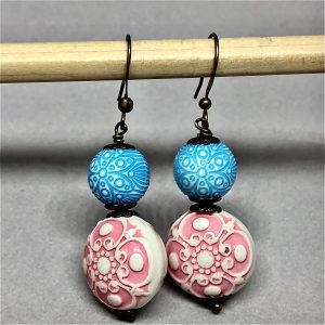 Scrollwork (Pink, Teal)